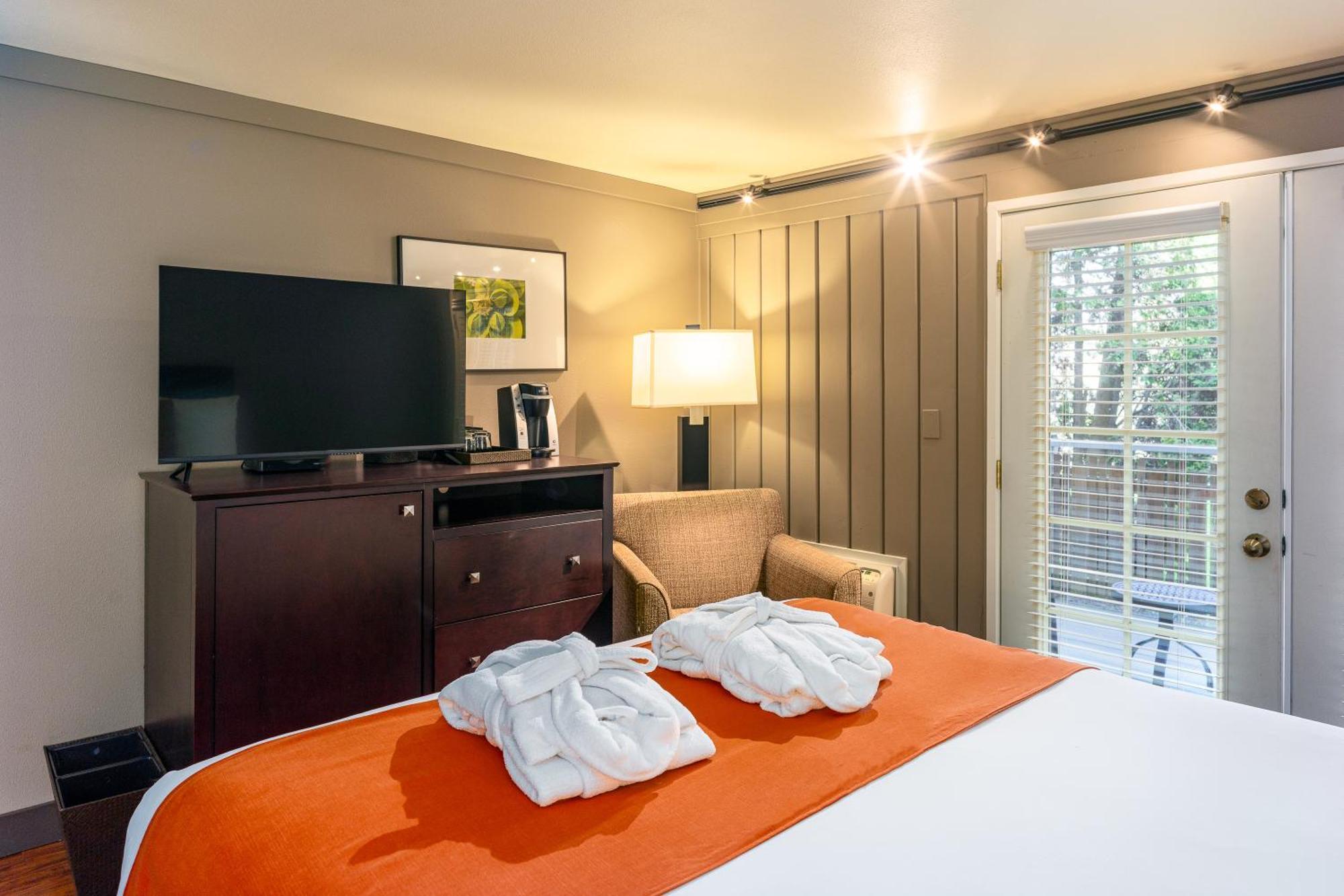 פריידי הרבור Earthbox Inn & Spa מראה חיצוני תמונה