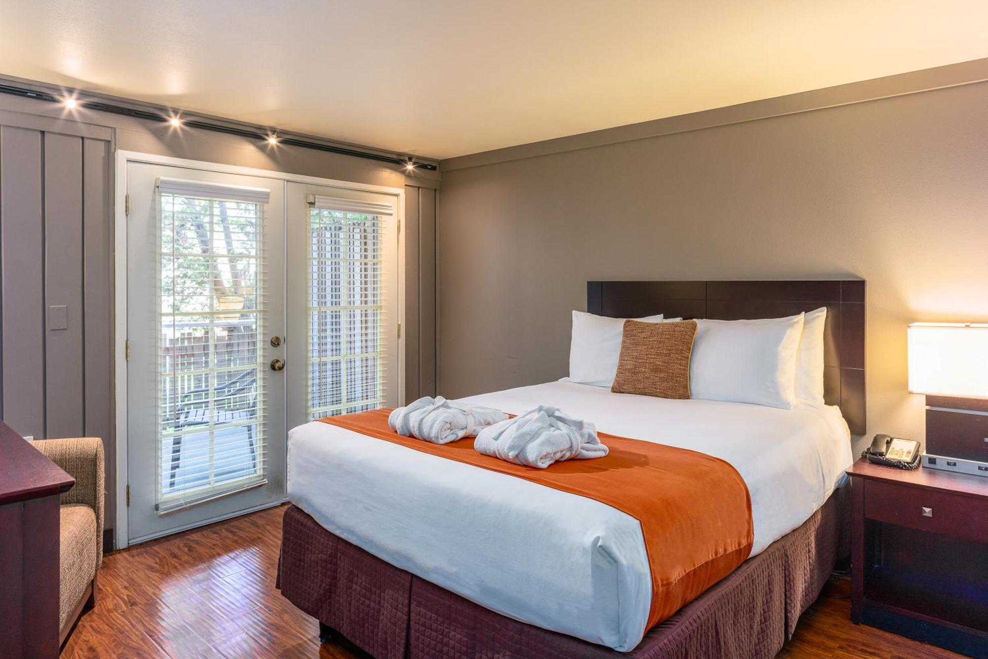 פריידי הרבור Earthbox Inn & Spa מראה חיצוני תמונה